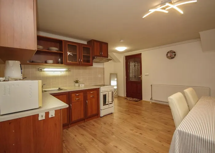 Apartament Gyulai Idill Jula